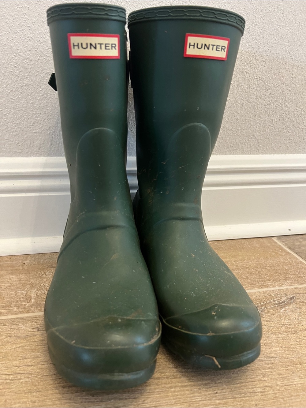Hunter Women's Forest Green Waterproof Rain Boots